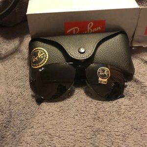 Ray ban aviator sunglasses